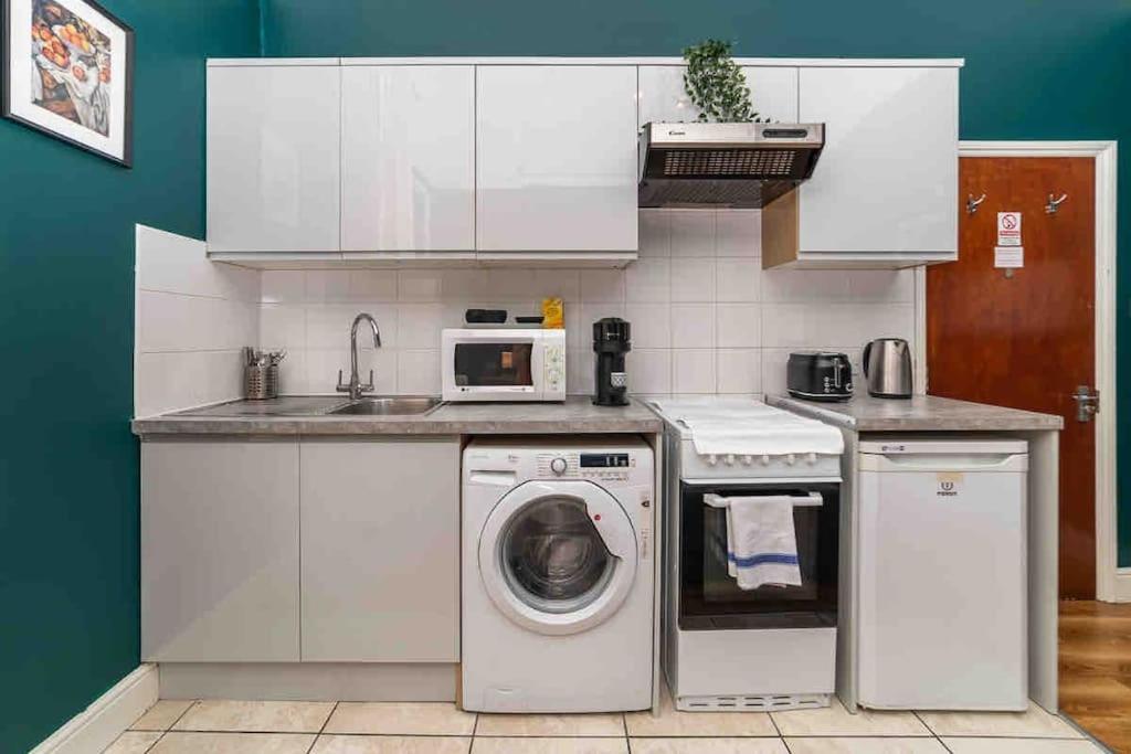 Hyde Park Studio 8 Apartment ลอนดอน ภายนอก รูปภาพ